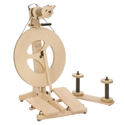 Louët S95 Spinning Wheel - Double Treadle